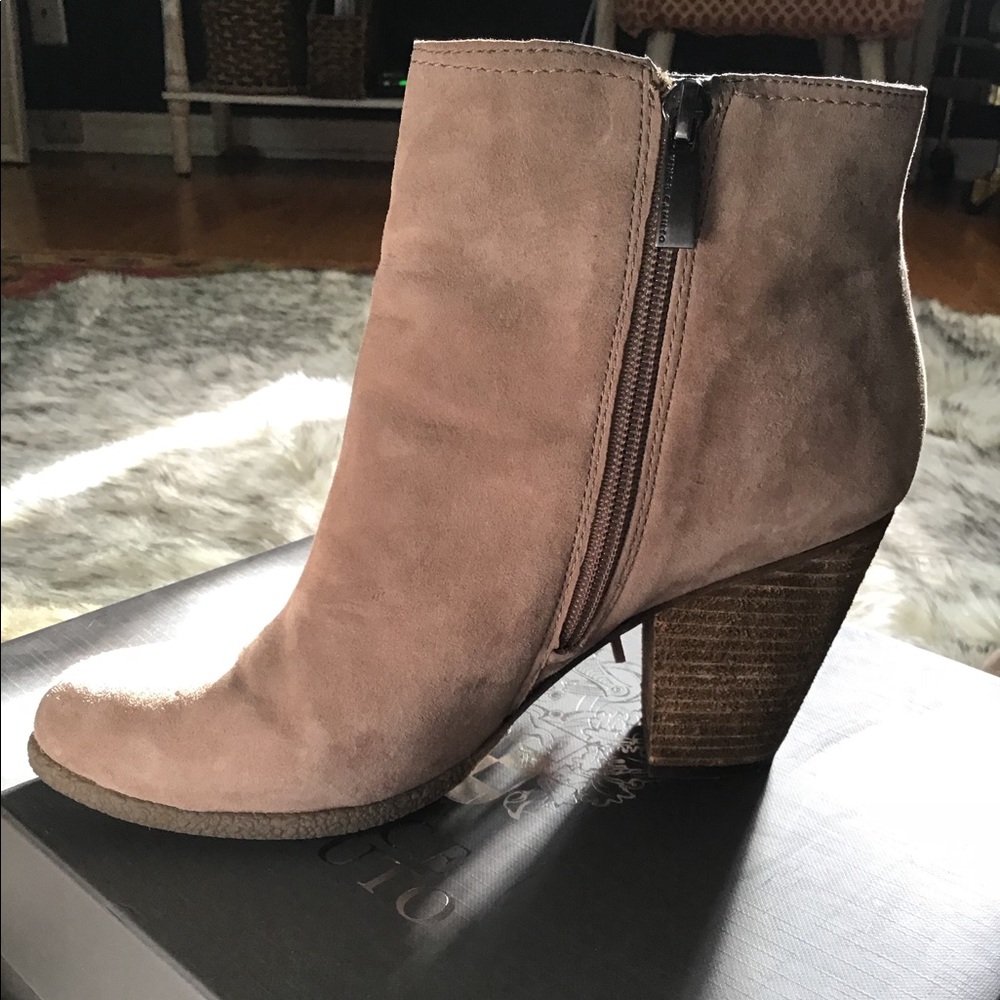 Vince Camuto taupe booties